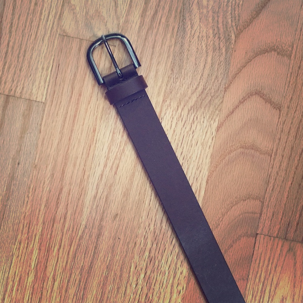 Dark brown belt